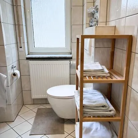 Neu Sanierte Einzimmerwohnung Apartment *